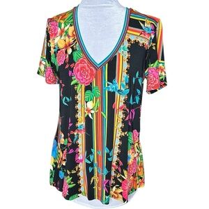 Johnny Was Andra Favorite Floral V-Neck
Swing T-Shirt. Size XS